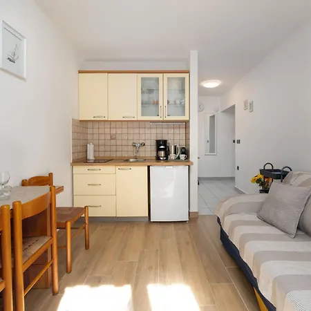 Ap 3- Nur 500 Meter Vom Zentrum By Interhome